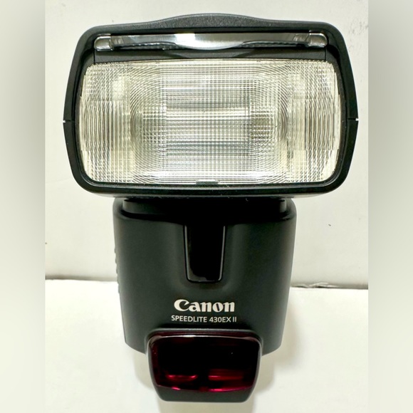 Canon 430EX II Hot Shoe Mount Flash Light for Canon Digital SLR Cameras - Picture 1 of 10